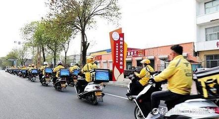 变身“反诈骑手”，滨城公安万张卡片助力反诈宣传再升级